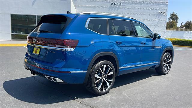 new 2025 Volkswagen Atlas car, priced at $53,024