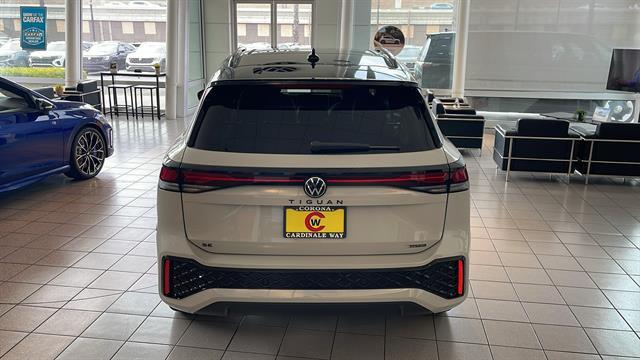 new 2025 Volkswagen Tiguan car, priced at $40,420