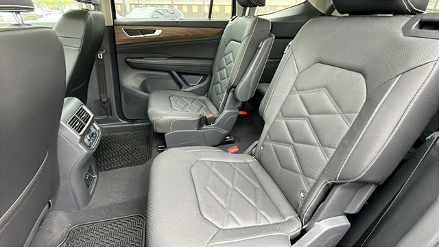 new 2025 Volkswagen Atlas car, priced at $42,819