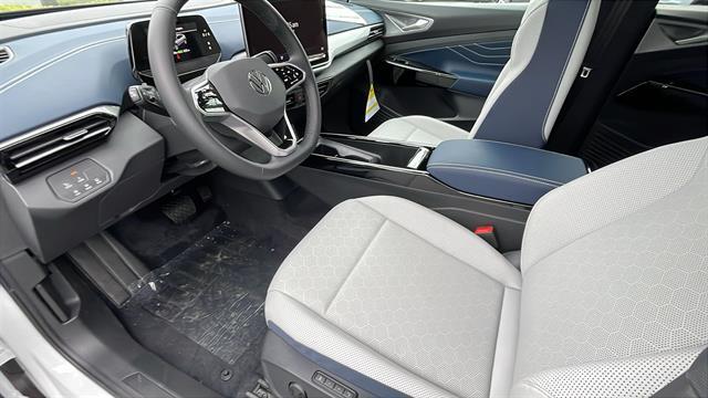 new 2025 Volkswagen ID.4 car, priced at $55,136