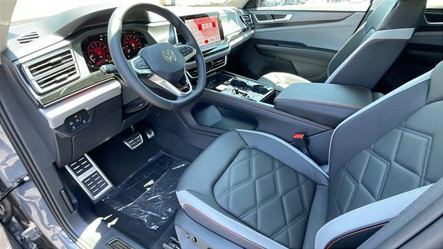 new 2025 Volkswagen Atlas car, priced at $47,004