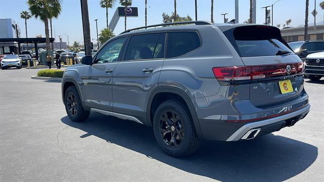 new 2025 Volkswagen Atlas car, priced at $47,004