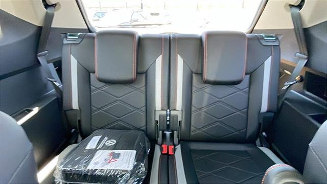 new 2025 Volkswagen Atlas car, priced at $47,004