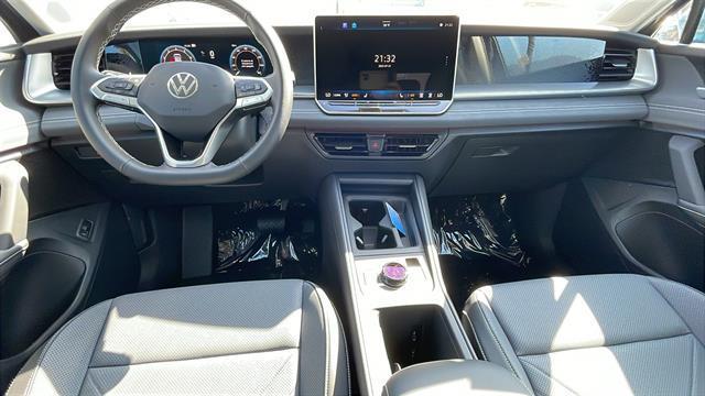 new 2025 Volkswagen Tiguan car, priced at $33,626