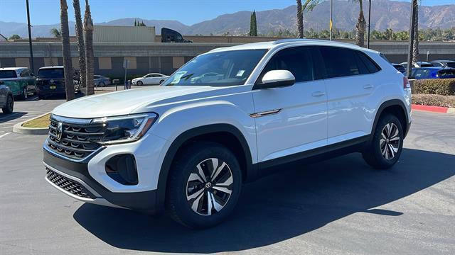 new 2026 Volkswagen Atlas Cross Sport car, priced at $40,831