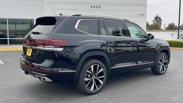 new 2025 Volkswagen Atlas car, priced at $53,024