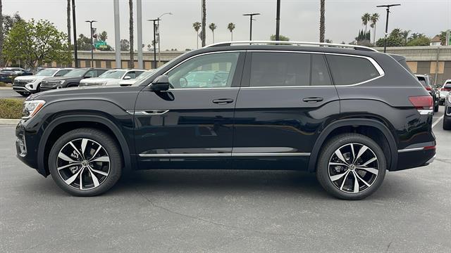 new 2025 Volkswagen Atlas car, priced at $53,024