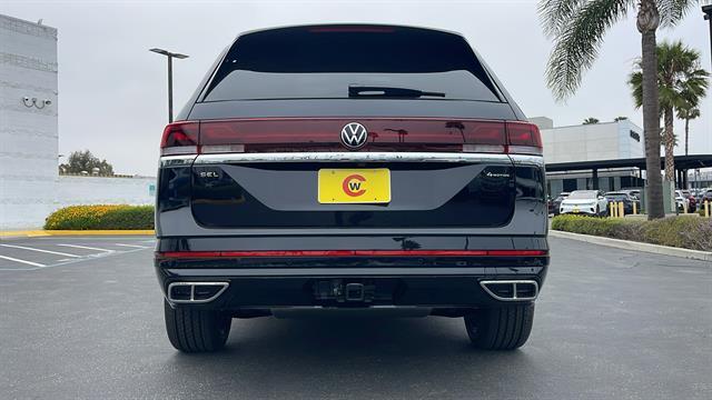 new 2025 Volkswagen Atlas car, priced at $53,024