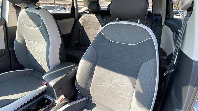new 2025 Volkswagen Taos car, priced at $28,648