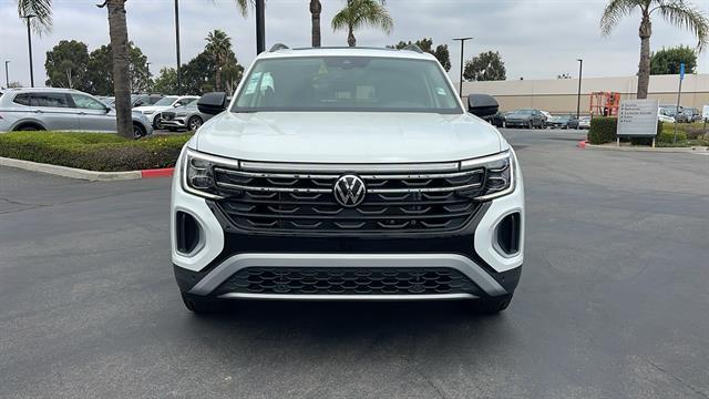 new 2025 Volkswagen Atlas car, priced at $46,474