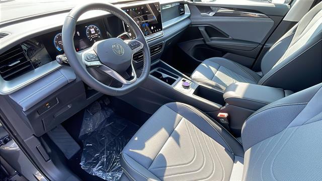 new 2025 Volkswagen Tiguan car, priced at $34,826