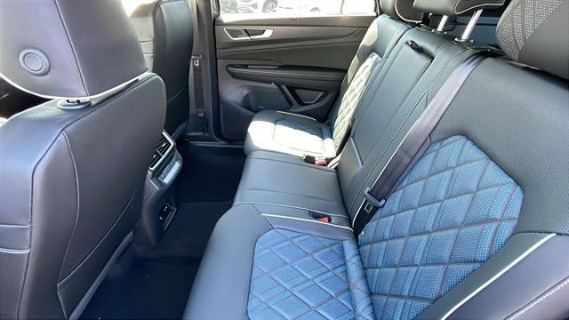 new 2025 Volkswagen Atlas Cross Sport car, priced at $52,175