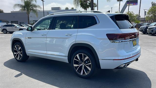 new 2025 Volkswagen Atlas car, priced at $53,479