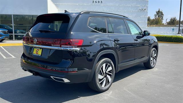 new 2025 Volkswagen Atlas car, priced at $42,124