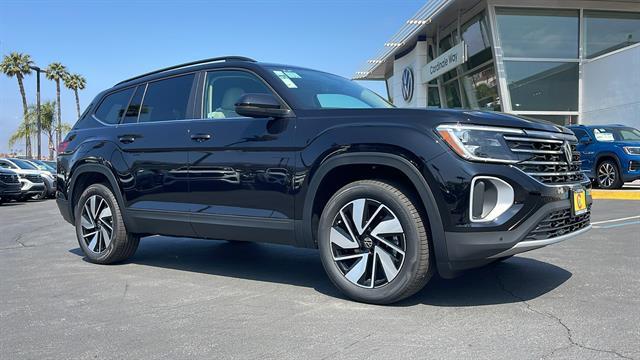 new 2025 Volkswagen Atlas car, priced at $42,124
