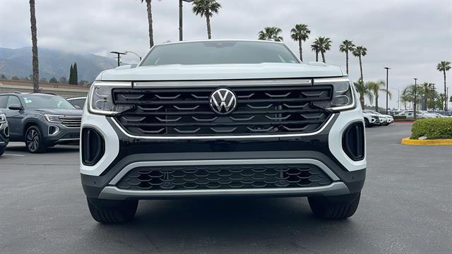 new 2025 Volkswagen Atlas Cross Sport car, priced at $42,007