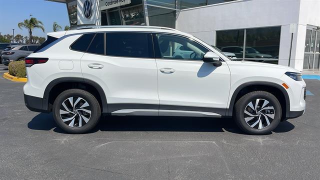 new 2025 Volkswagen Tiguan car, priced at $30,975