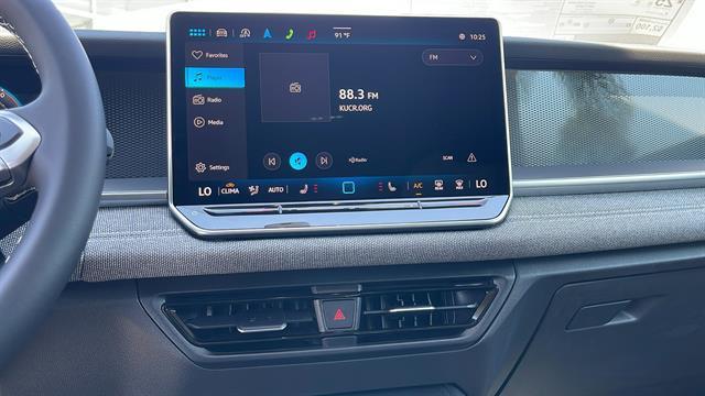 new 2025 Volkswagen Tiguan car, priced at $30,975