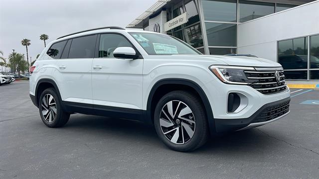 new 2025 Volkswagen Atlas car, priced at $42,124