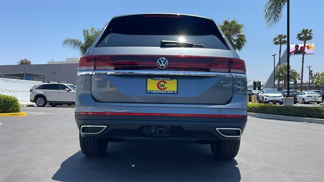 new 2025 Volkswagen Atlas car, priced at $48,019
