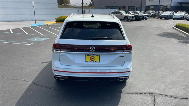 new 2025 Volkswagen Atlas car, priced at $54,174