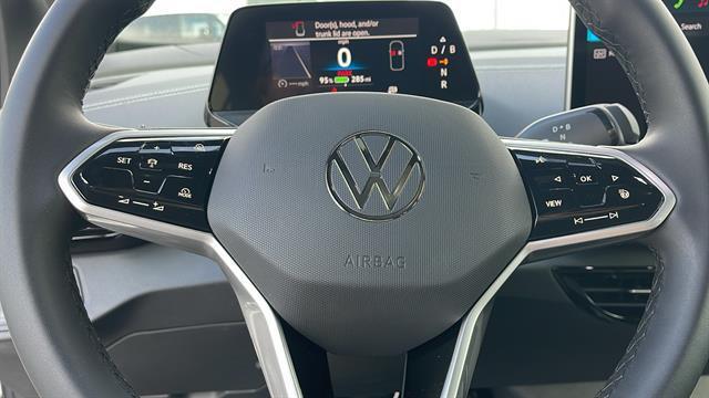 new 2025 Volkswagen ID.4 car, priced at $51,868