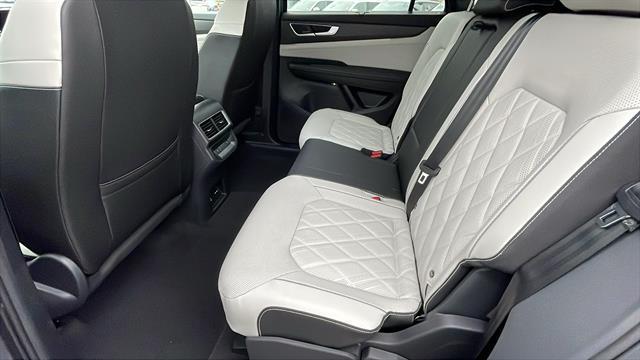 new 2025 Volkswagen Atlas Cross Sport car, priced at $51,746