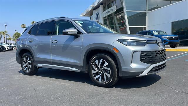new 2025 Volkswagen Tiguan car, priced at $32,228