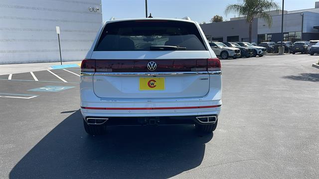 new 2025 Volkswagen Atlas car, priced at $53,939