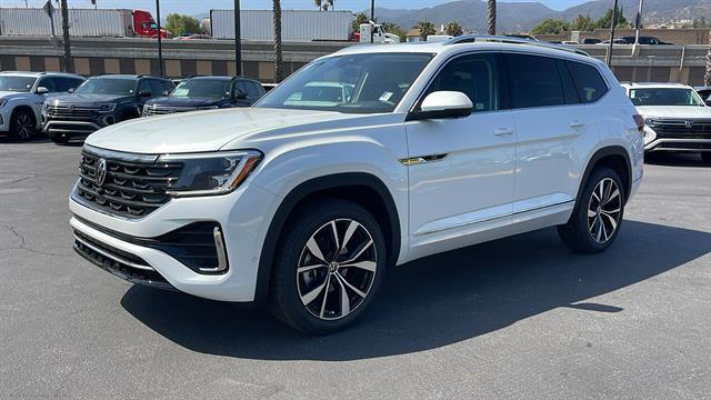 new 2025 Volkswagen Atlas car, priced at $53,939