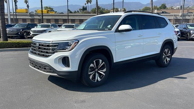 new 2025 Volkswagen Atlas car, priced at $37,474