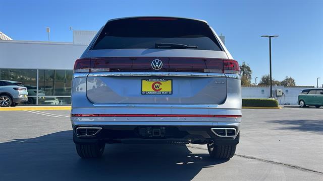 new 2025 Volkswagen Atlas car, priced at $53,696