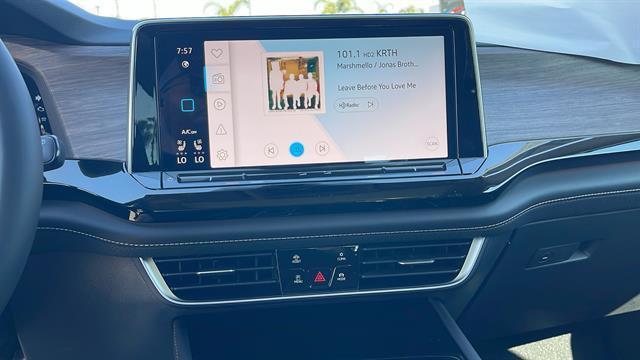 new 2025 Volkswagen Atlas car, priced at $53,696