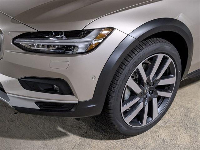 new 2025 Volvo V90 Cross Country car, priced at $68,905