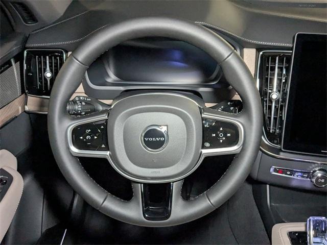 new 2025 Volvo XC90 car, priced at $69,155