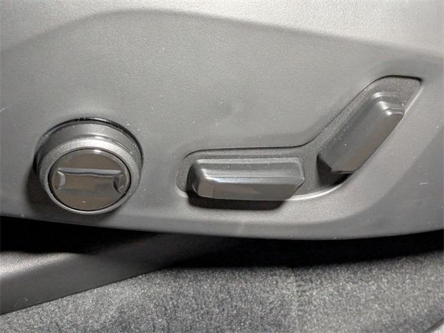 new 2025 Volvo XC90 car, priced at $69,155