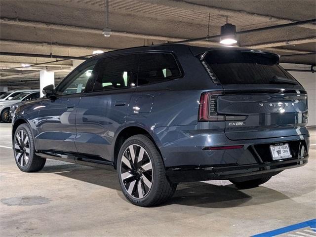 new 2025 Volvo EX90 car, priced at $82,090