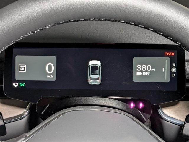 new 2025 Volvo EX90 car, priced at $82,090