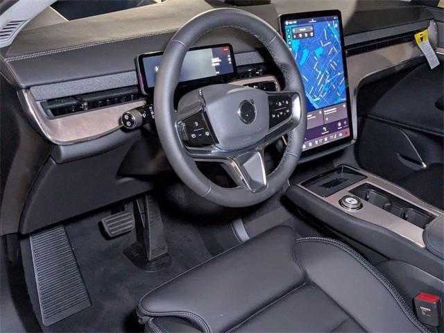 new 2025 Volvo EX90 car, priced at $82,090