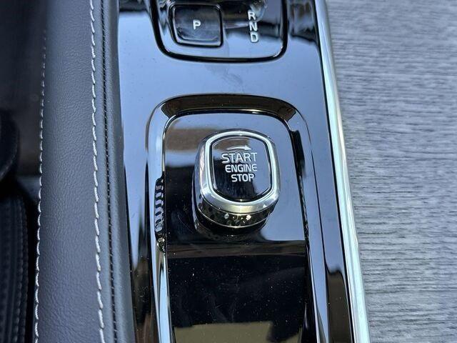 new 2024 Volvo XC90 car, priced at $61,277