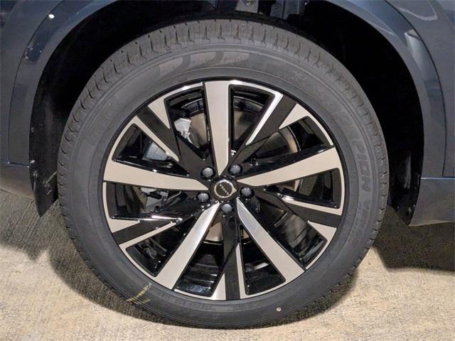 new 2025 Volvo XC90 car, priced at $61,755
