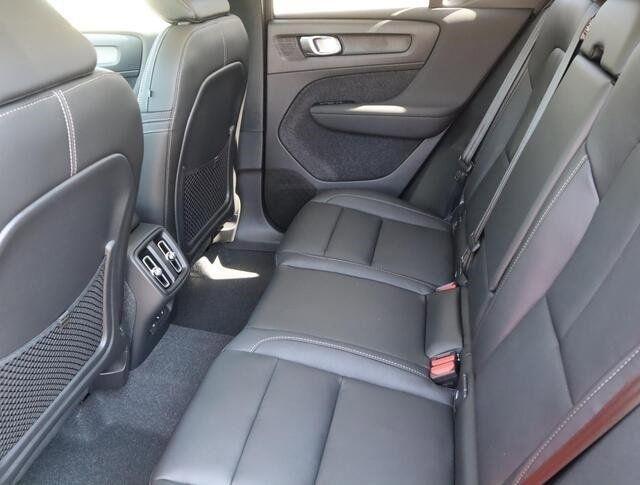 new 2024 Volvo XC40 car, priced at $42,546