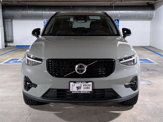 new 2025 Volvo XC40 car, priced at $51,565