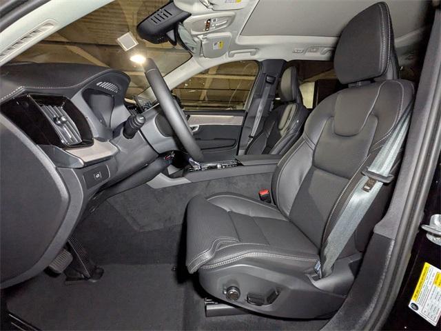 new 2025 Volvo XC90 car, priced at $70,045