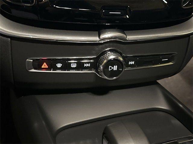 new 2025 Volvo XC60 Plug-In Hybrid car, priced at $62,075