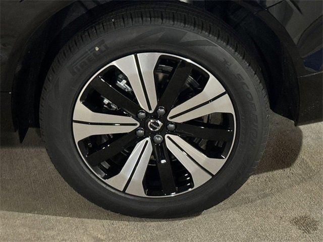 new 2025 Volvo XC60 Plug-In Hybrid car, priced at $62,075