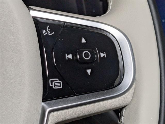 new 2025 Volvo XC90 Plug-In Hybrid car, priced at $83,295