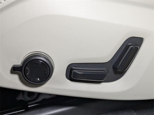 new 2025 Volvo XC90 Plug-In Hybrid car, priced at $83,295
