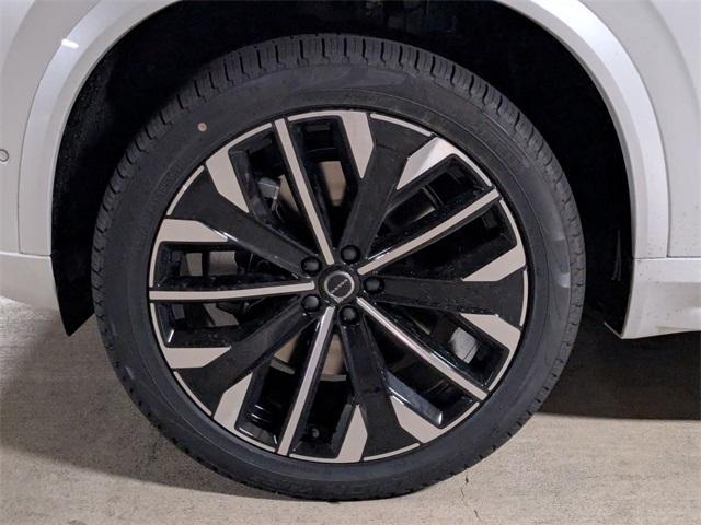 new 2025 Volvo XC90 Plug-In Hybrid car, priced at $82,405