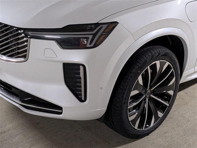 new 2025 Volvo XC90 Plug-In Hybrid car, priced at $82,405